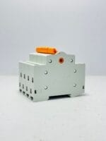 MORA 4P Breaker Type Change Over Switch