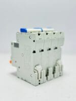 MORA four pole DC 1000V circuit breaker