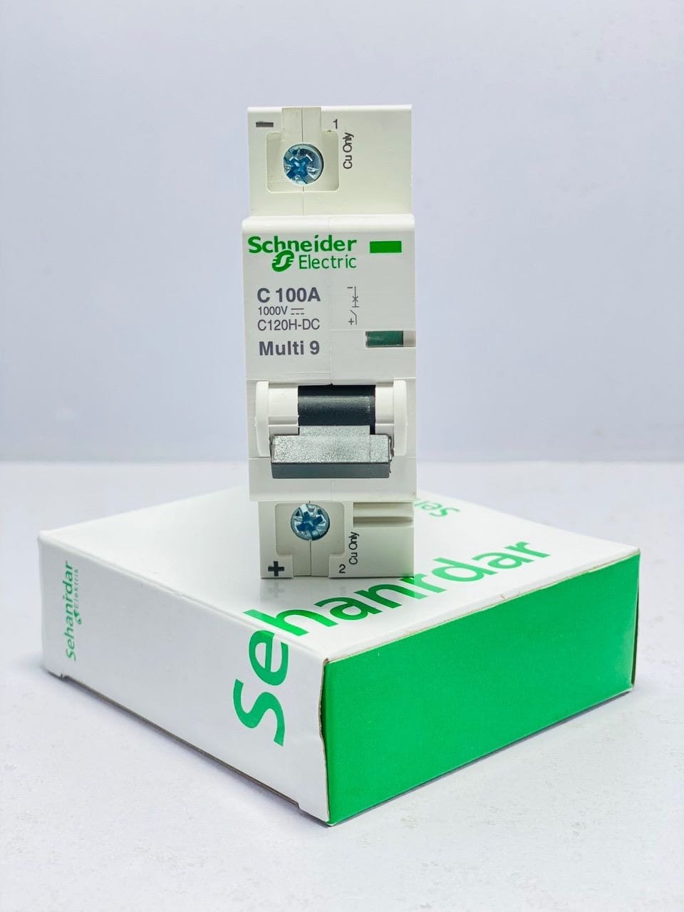 Schneider 1P AC DC circuit breaker